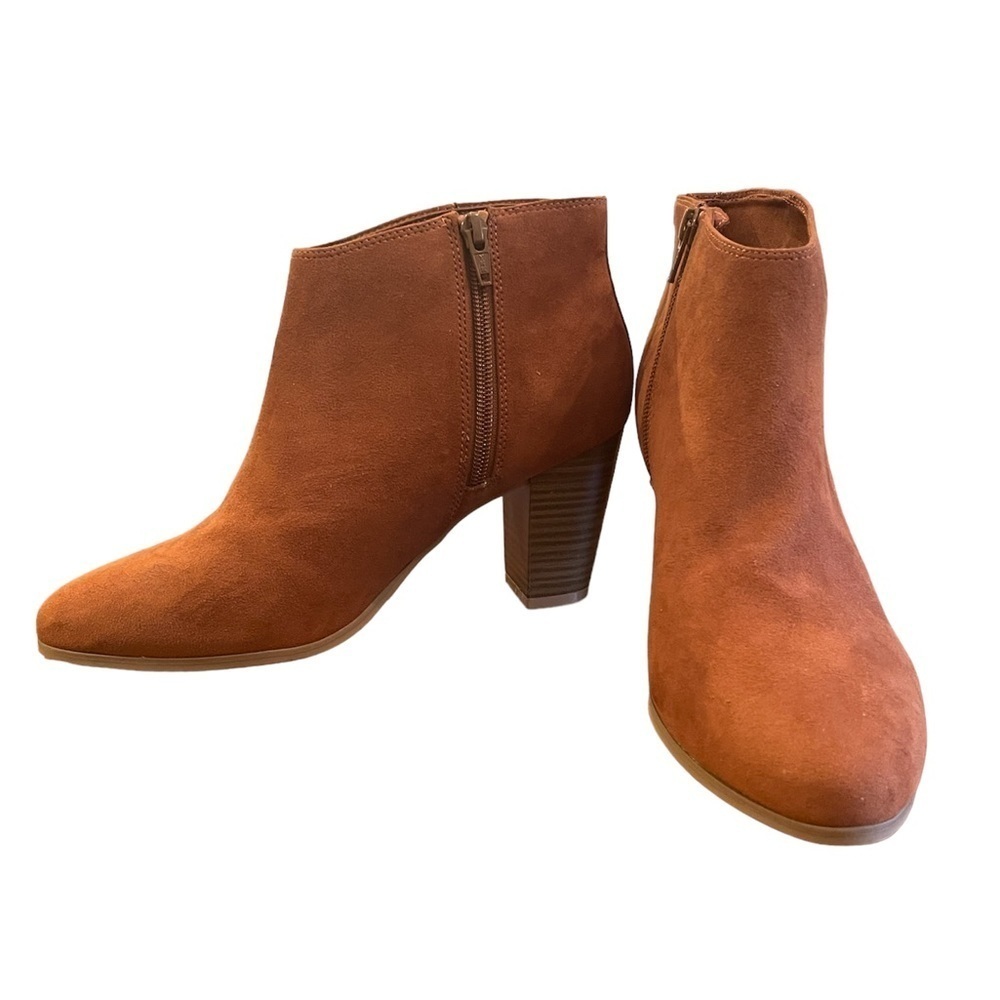Old Navy women brown suede stacked heel ankle boots size 8